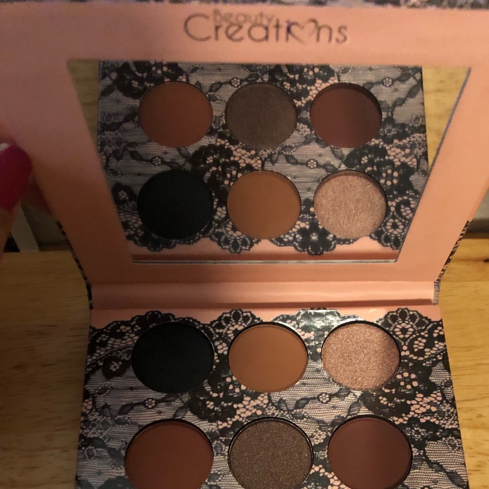Eyeshadows pallete